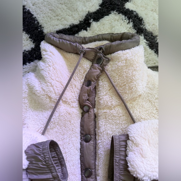 Thread & Supply Recreation Sherpa Pullover Womens Small Fleece Cozy Soft - SM - Picture 7 of 13